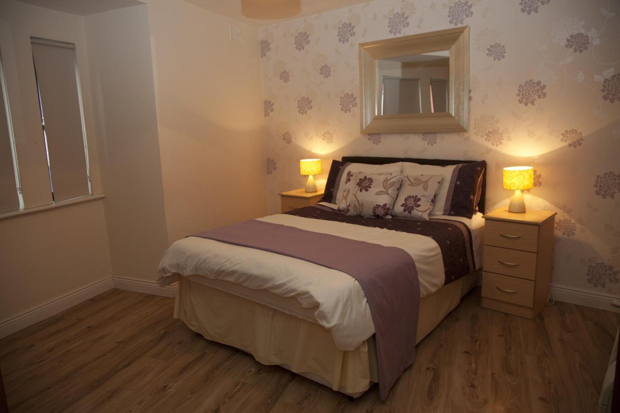 Arch House B&B & Apartments Атлоун Стая снимка